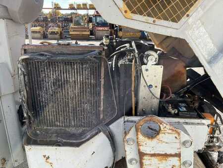 Tandemwalsen 2007 Caterpillar CB225E (28)