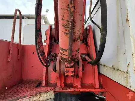 Escavatori cingolati 1985 Poclain 75CKB (25)