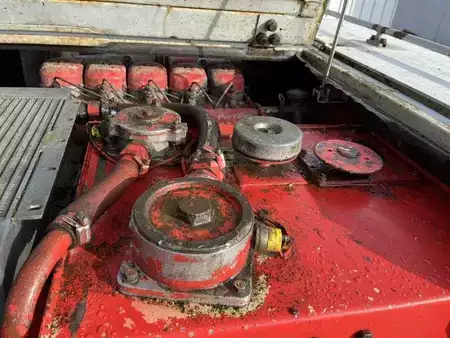 Escavatori cingolati 1985 Poclain 75CKB (37)