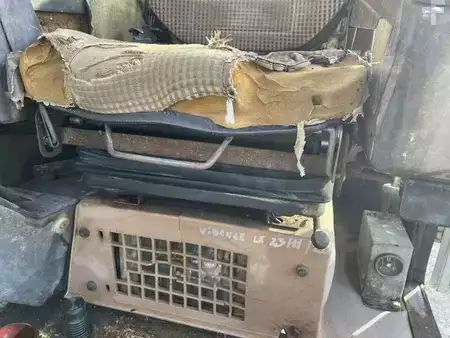 Escavatori cingolati 1985 Poclain 75CKB (39)