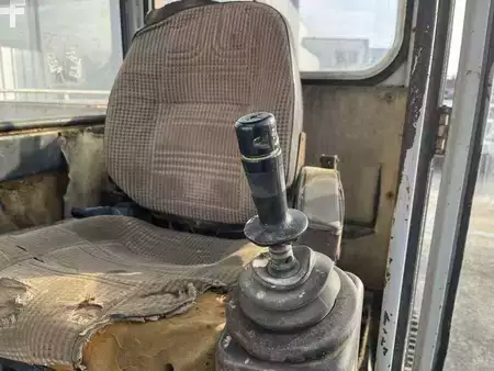 Escavatori cingolati 1985 Poclain 75CKB (41)