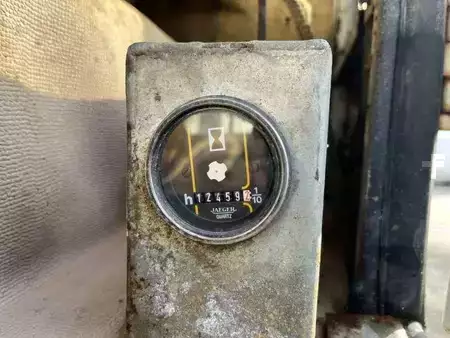 Escavatori cingolati 1985 Poclain 75CKB (46)