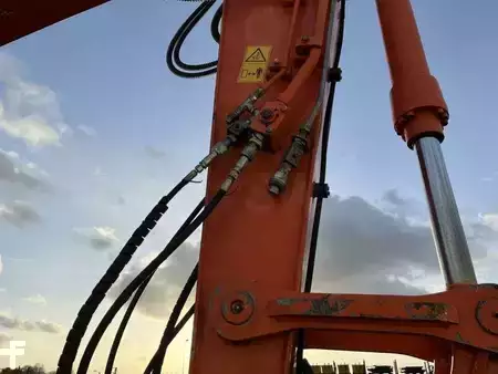 Koparki kołowe 2017 Hitachi ZX145W-6 (18)