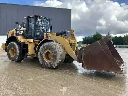 Carregadeira de rodas 2019 Caterpillar 966M (2)