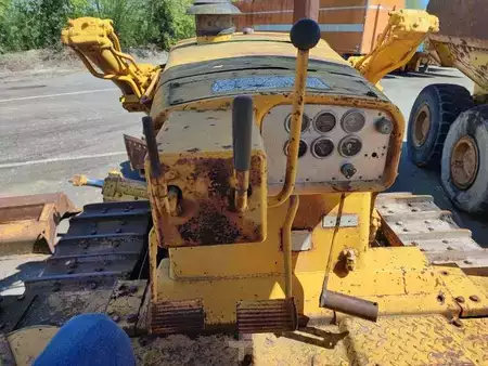 Planierraupe 1975 Caterpillar D8K + Porte Engins (38)