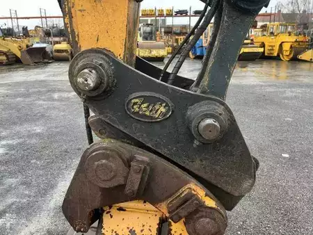 Pelles sur chenilles 2010 Hyundai ROBEX140LC-9 (12)