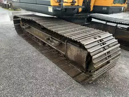 Pelles sur chenilles 2010 Hyundai ROBEX140LC-9 (18)