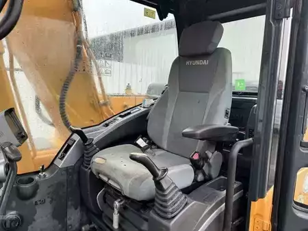 Pelles sur chenilles 2010 Hyundai ROBEX140LC-9 (32)