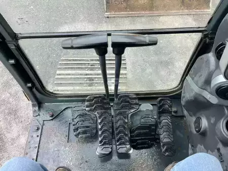 Pelles sur chenilles 2010 Hyundai ROBEX140LC-9 (37)