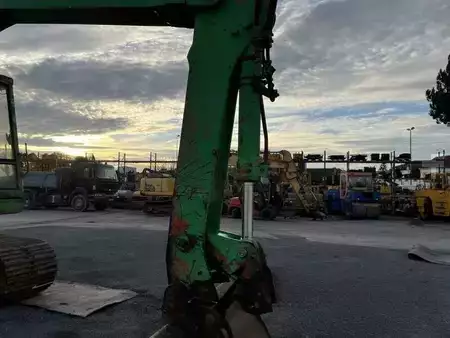 Escavatori cingolati 1985 Poclain 90 (12)