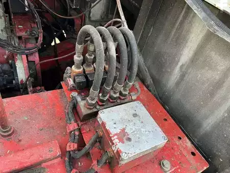 Escavatori cingolati 1985 Poclain 90 (29)