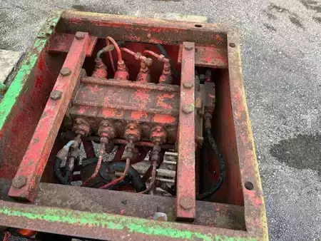 Escavatori cingolati 1985 Poclain 90 (34)