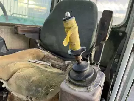 Escavatori cingolati 1985 Poclain 90 (40)