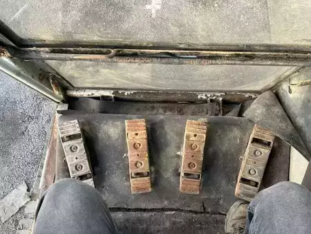 Escavatori cingolati 1985 Poclain 90 (45)