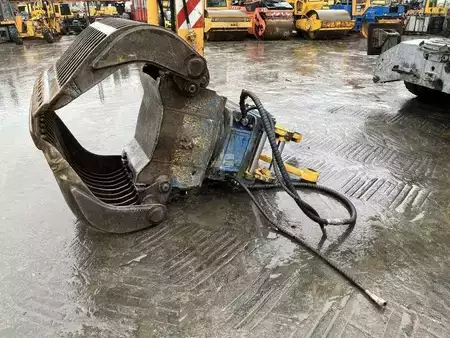 Konvolutt gravemaskin 2001 Liebherr A316 LITRONIC (17)