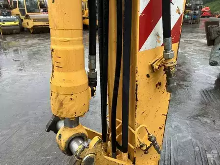 Konvolutt gravemaskin 2001 Liebherr A316 LITRONIC (22)