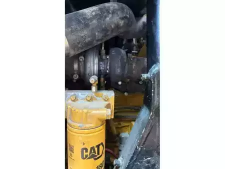 Chargeuse sur chenilles 2005 Caterpillar 963C (10)