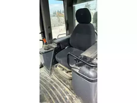 Chargeuse sur chenilles 2005 Caterpillar 963C (13)