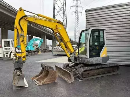 Excavadoras de cadenas 2009 IHI 80VX (1)