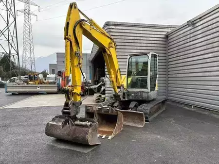 Bæltegraver 2009 IHI 80VX (14)