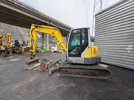 Bæltegraver 2009 IHI 80VX (16)