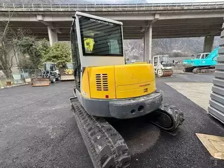 Bæltegraver 2009 IHI 80VX (25)