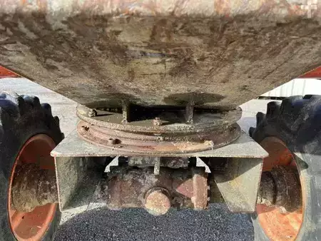 Minidumprar 2009 Ausa D150AHG (11)