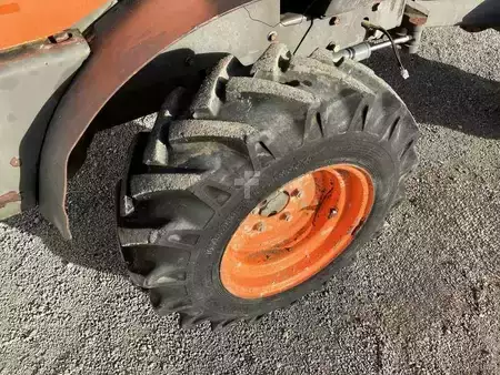 Minidumprar 2009 Ausa D150AHG (19)