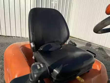 Minidumprar 2009 Ausa D150AHG (24)