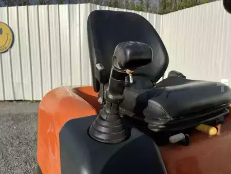 Minidumprar 2009 Ausa D150AHG (25)