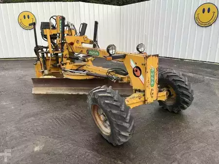 Väghyvlar 1992 Ausa OP NV2500 (8)