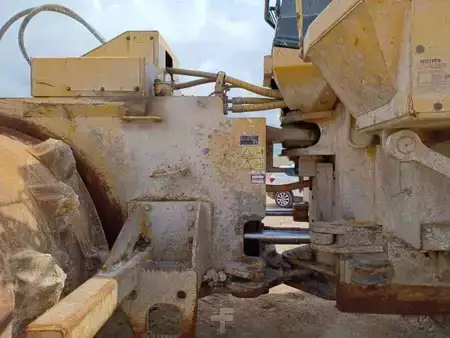 Altri 2008 Caterpillar 836H (23)