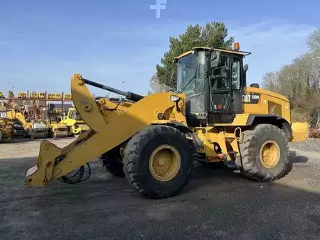 Chargeuse sur pneus 2015 Caterpillar 938M (1)