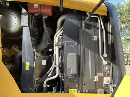 Chargeuse sur pneus 2015 Caterpillar 938M (28)