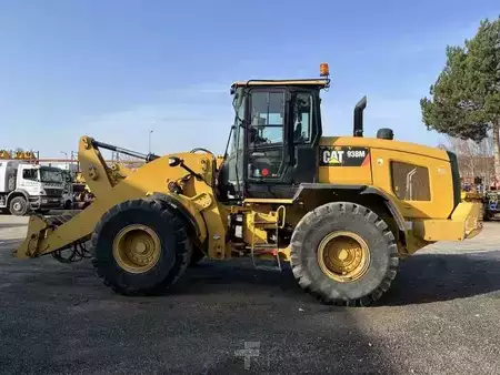 Chargeuse sur pneus 2015 Caterpillar 938M (4)