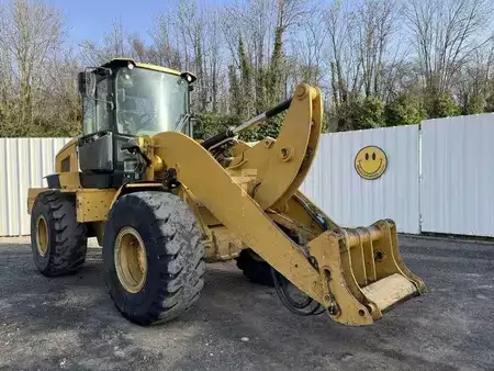 Chargeuse sur pneus 2015 Caterpillar 938M (8)