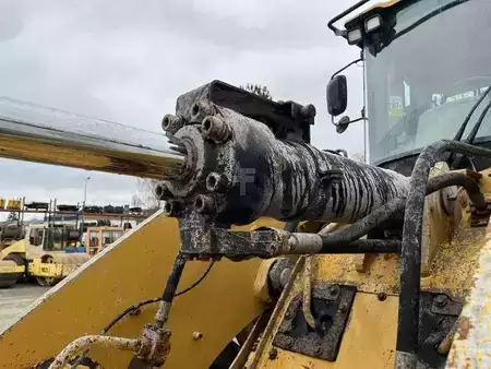 Pyöräkuormaajat 2012 Caterpillar 950K (18)