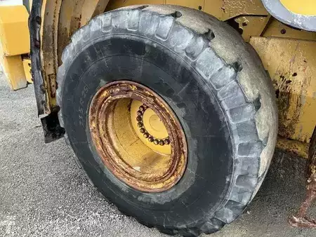 Pyöräkuormaajat 2012 Caterpillar 950K (23)