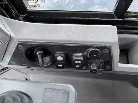 Pyöräkuormaajat 2012 Caterpillar 950K (46)