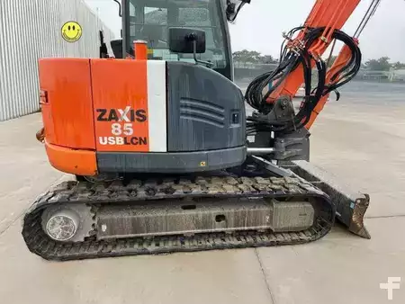 Pelles sur chenilles 2012 Hitachi ZX85USBLCN (3)