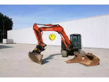 Pelles sur chenilles 2016 Hitachi ZX85USBLCN (2)