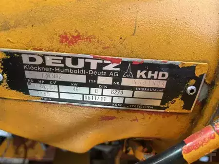 Mobilbagger 1982 Poclain P60 (35)