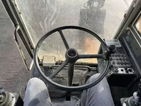 Mobilbagger 1982 Poclain P60 (46)