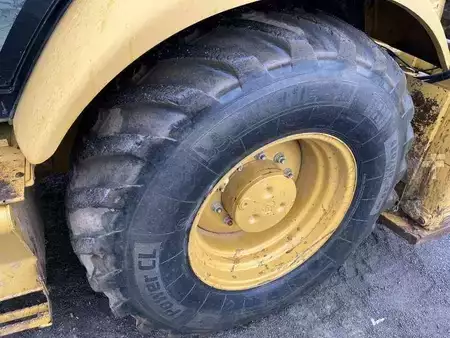 Altri 2011 Caterpillar 432E (26)