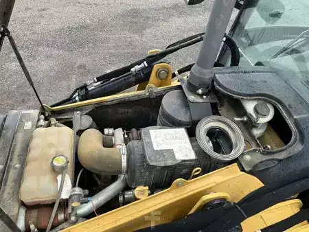 Altri 2011 Caterpillar 432E (49)