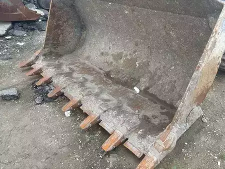 Cargadoras sobre orugas 2023 Liebherr LR636 (8)