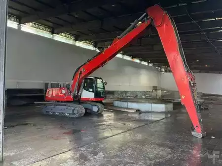 Překládací bagry  2018 Liebherr R922LC (3)