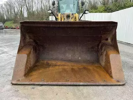 Pyöräkuormaajat 2012 Caterpillar 950K (10)