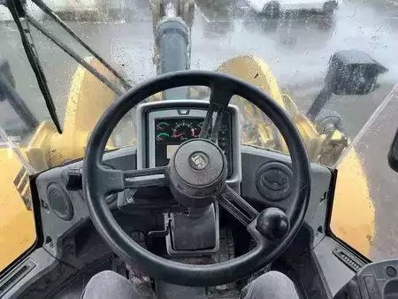 Pyöräkuormaajat 2012 Caterpillar 950K (48)