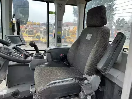 Pyöräkuormaajat 2016 Caterpillar 926M (43)